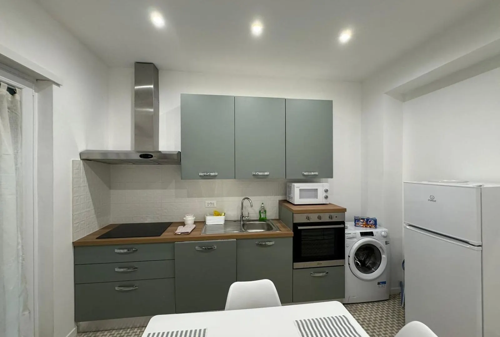 Chic&Spacious Nest In Roma 0*, Rome